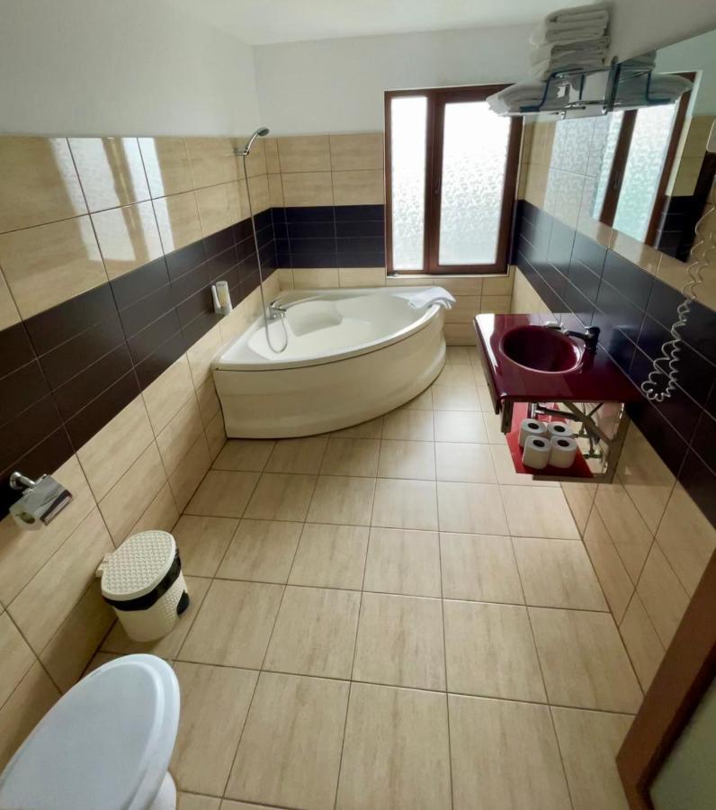 Vamabel House Bed & Breakfast Vama Veche Exterior photo