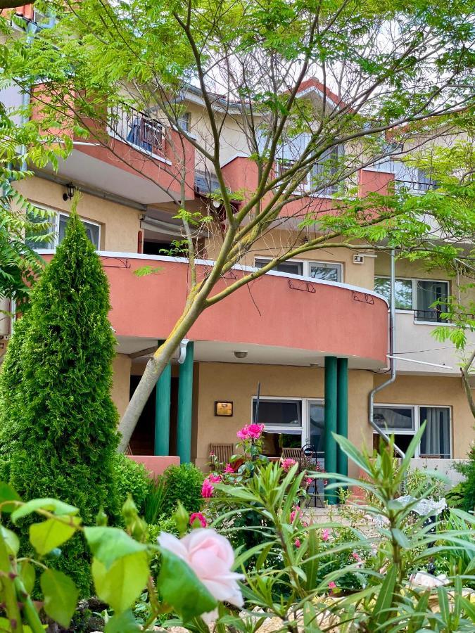 Vamabel House Bed & Breakfast Vama Veche Exterior photo